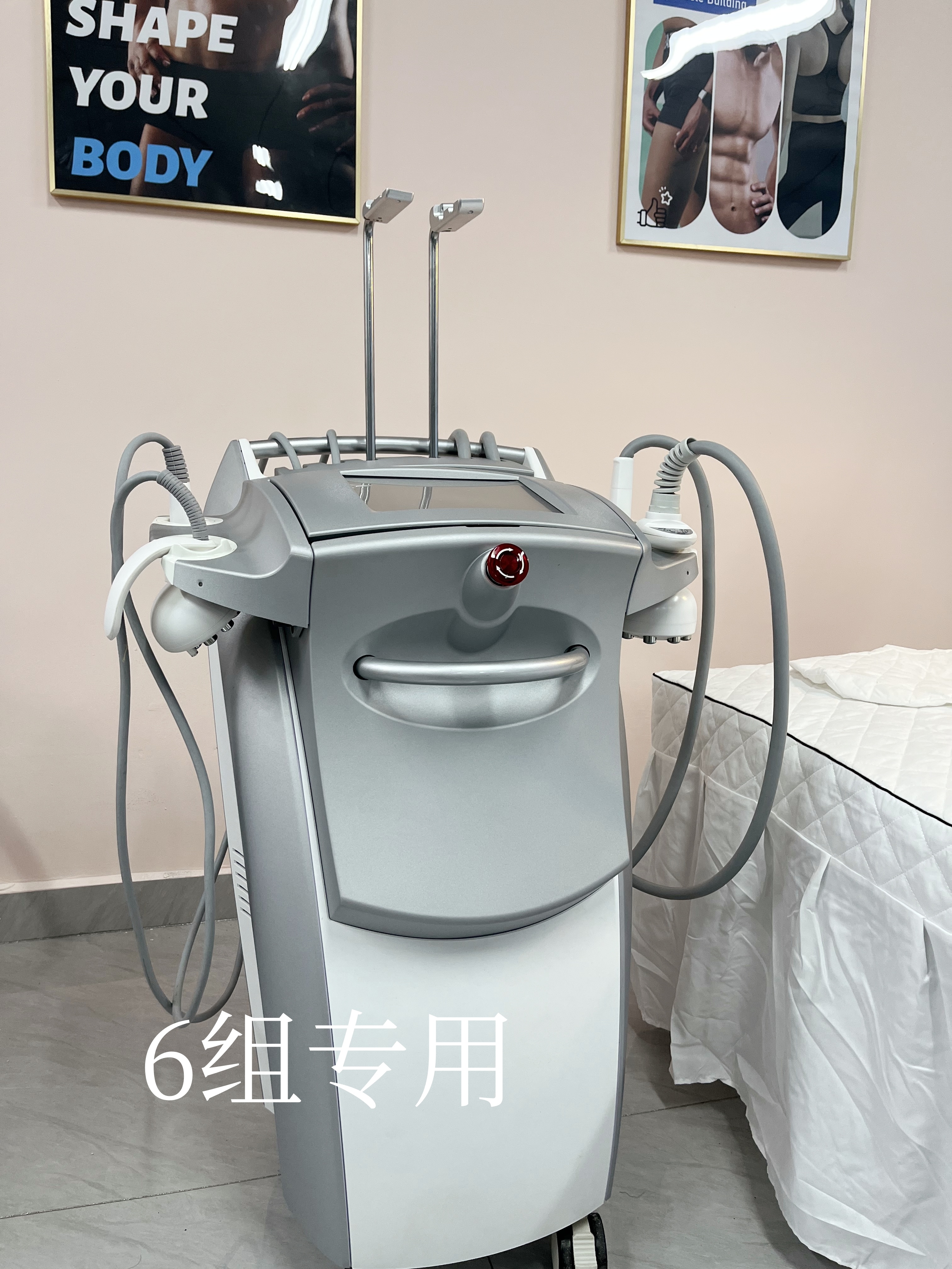 Venus Legacy Boby Handle Shape Multifunctional Vacuum Roller Sculpting Slimming Massage Body Shaping Professional Machine For Fat Reduction