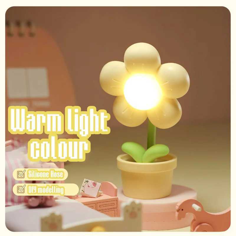 Mini LED Flower Night Light Cute Small Table Lamp Desktop Ornament Bedside Bedroom Ambient Lights Children Toy Kids Holiday Gift C251122