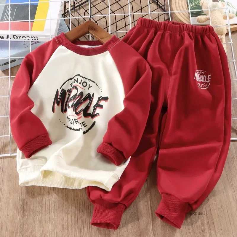 2PC 2025 Childrens Sweater Sports Sets Boys Letter Suit Spring Autumn New Kids Pants Tops Loose Fashion Casual Suit C250913