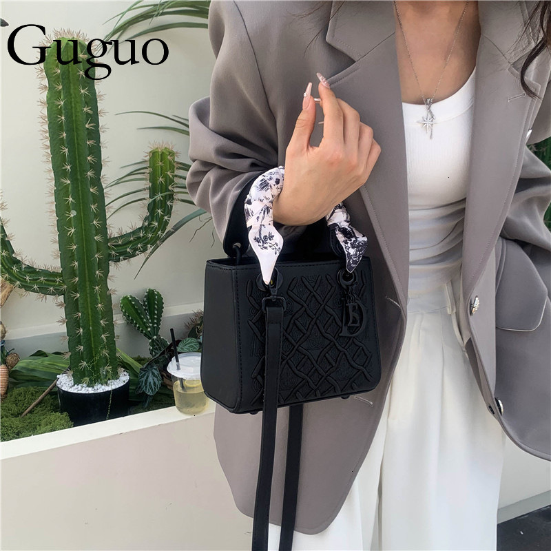 Guguo Free Shipping Blue Delicate Princess Designer Diana Bag For Women New High-value Exquisite Ins Luxury Handbag Socialite Outing Crossbody Bag