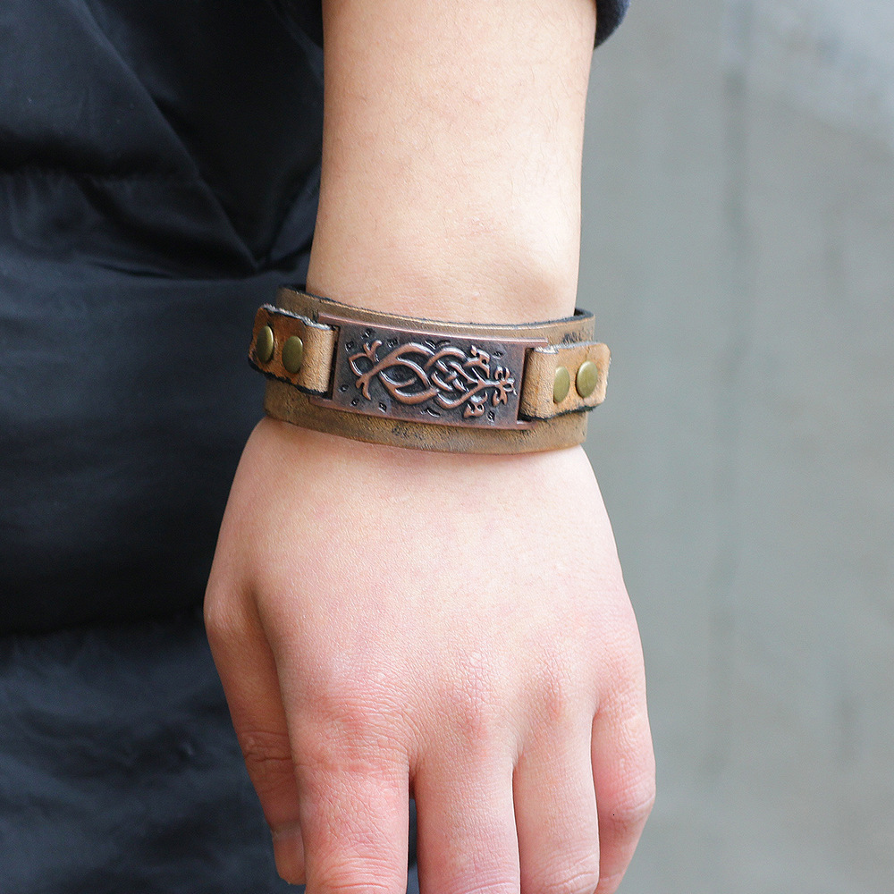 Cowhide Personalized Red Antique Bronze Accessories Leather Jewelry Bracelet for Men High-end Feel ddmymoon