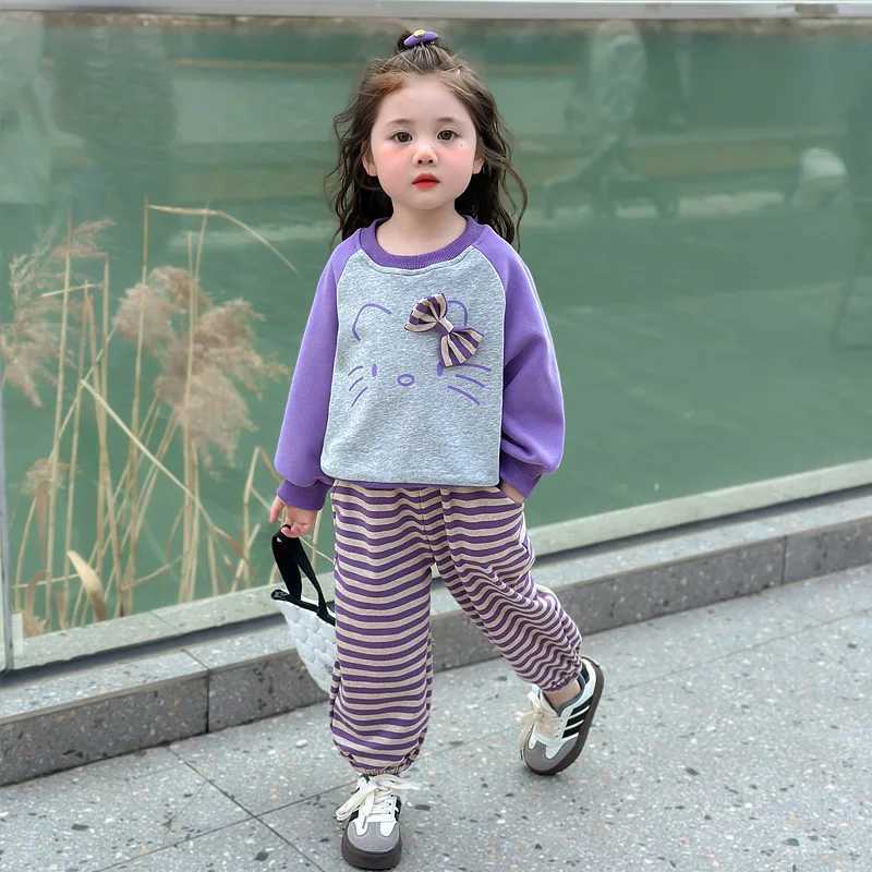Baby Girl Clothes Set Autumn Kid Helllo Kitty Sweatshirts Pullover Top Striped Pants 2pcs Suit Children Tracksuits Outfits C250913