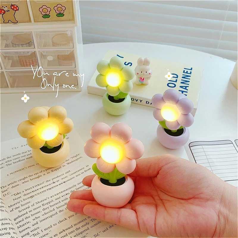 Mini small flower cute bedroom night light creative bedside ornament cream glue DIY night light birthday gift desk lamp C251122