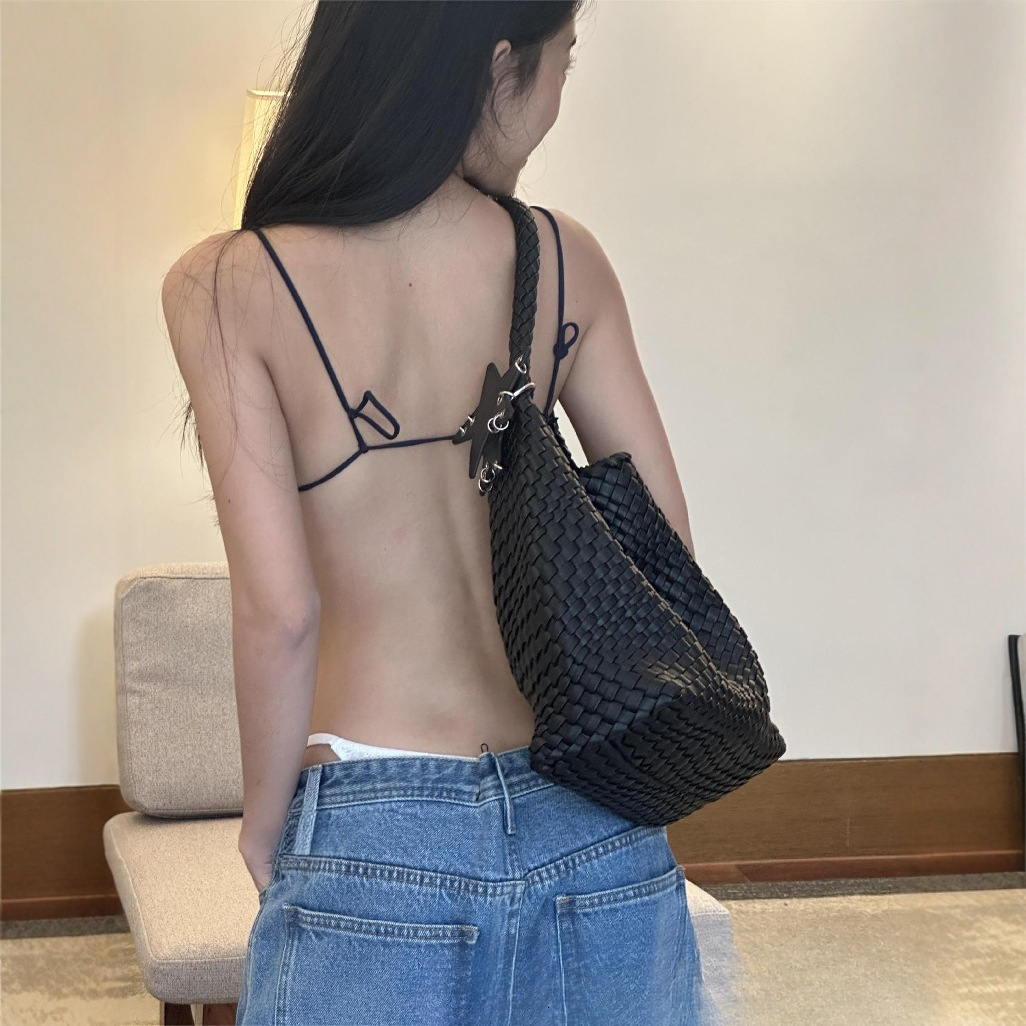 Free shipping autumn and winter series high-quality hand woven large capacity beach handbag high-end women's shoulder width handbag durable and t
