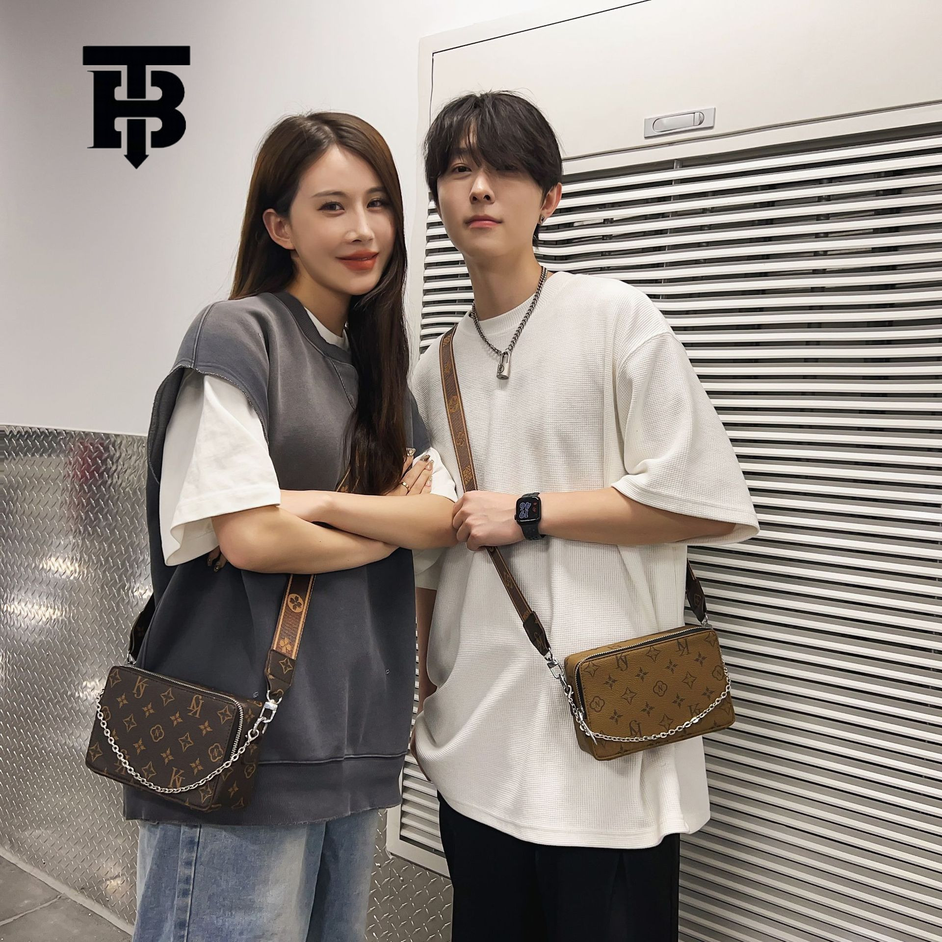 Luxury Bag Free Shipping Designer Bag Men's Crossbody Bag High-end New Leather Vintage Shoulder Bag Ins Trend Brand Bag Women Chain Small Crossbo