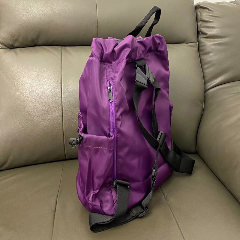 Outdoor versatile leisure backpack with large capacity breathable mesh splicing design