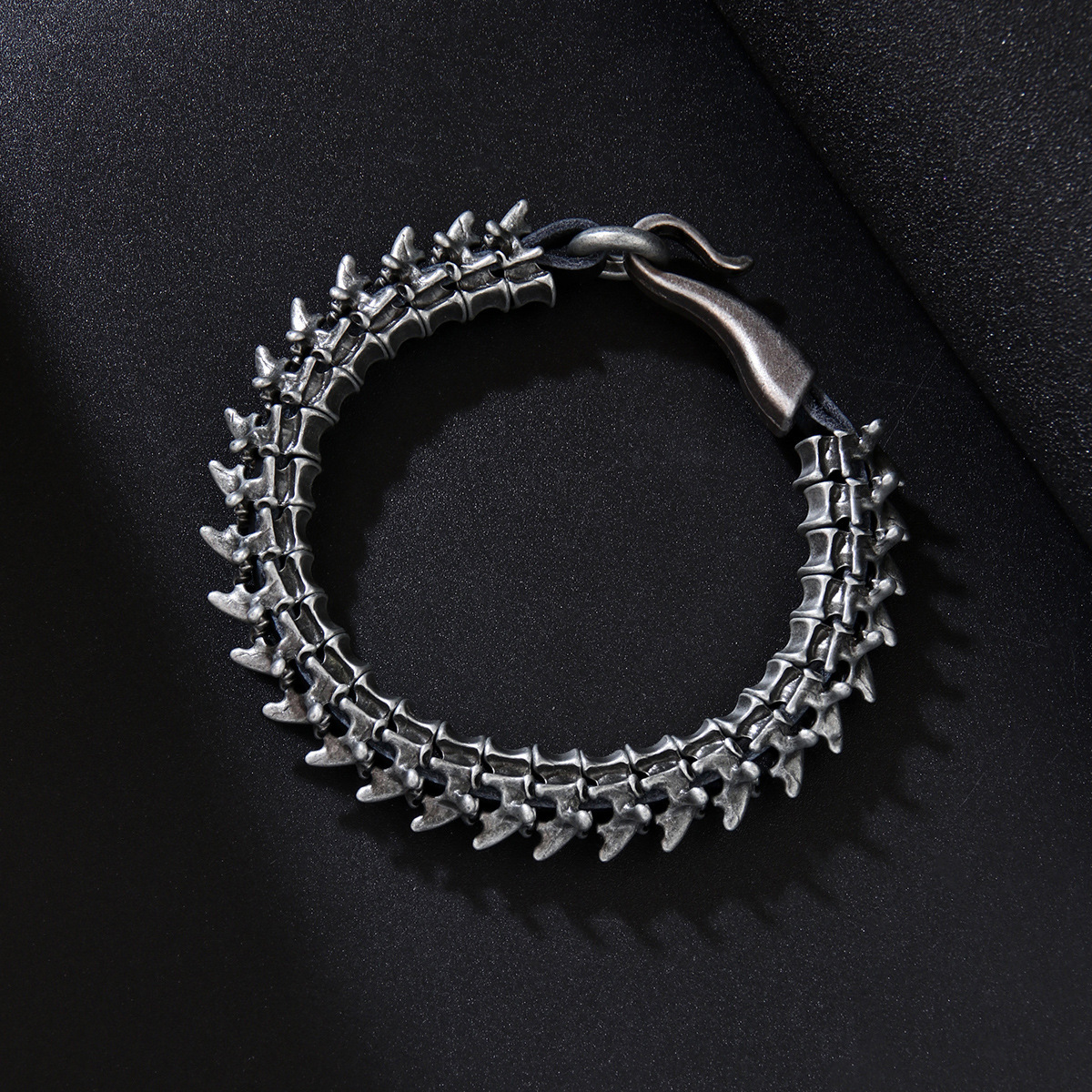Hot Sale Punk Hip Hop Dark Dragon Spine Bone Leather Choker Alloy Bracelet Necklace ddmymoon