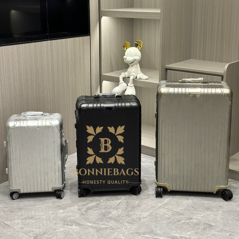 3 sizes of travel suitcases high quality sturdy material suitcases suitable for business trips flights Lightweight for Men and Women metal texture