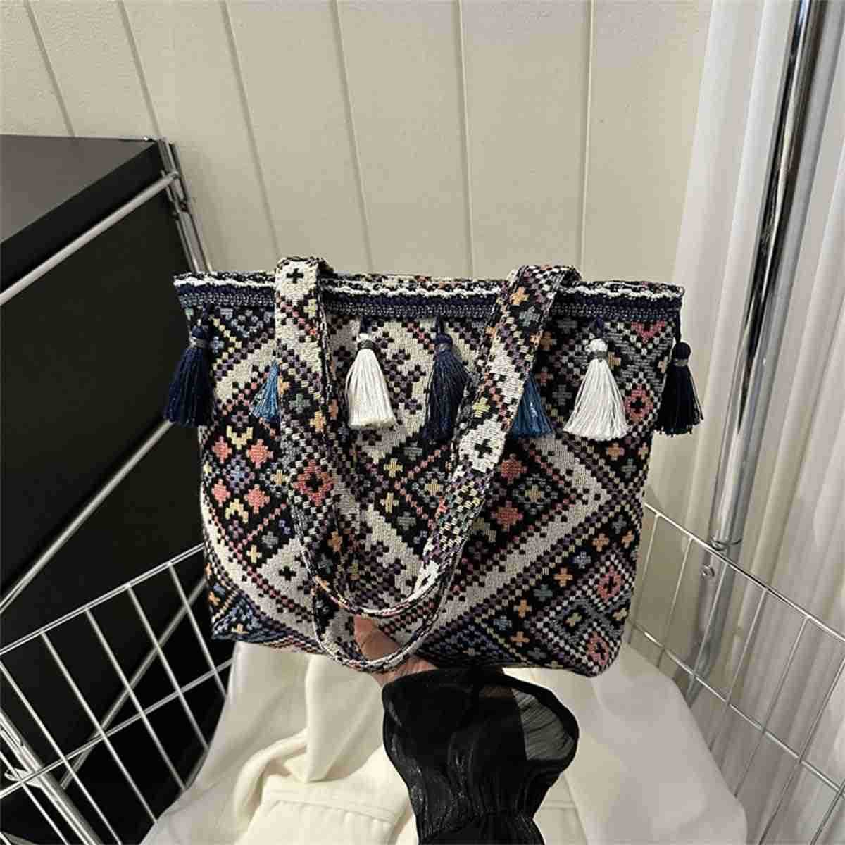 Style Tassels Shoulder Tote Bag for Women Bohemian Retro Large Capacity Canvas Handbag Top Handle BagW250913