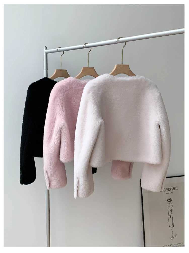 Woman Genuine Sheepskin Jackets Coat Female Winter Shearling Coats Real Lamb Fur Oneck Natural Outewear Overcoat G152 L250912