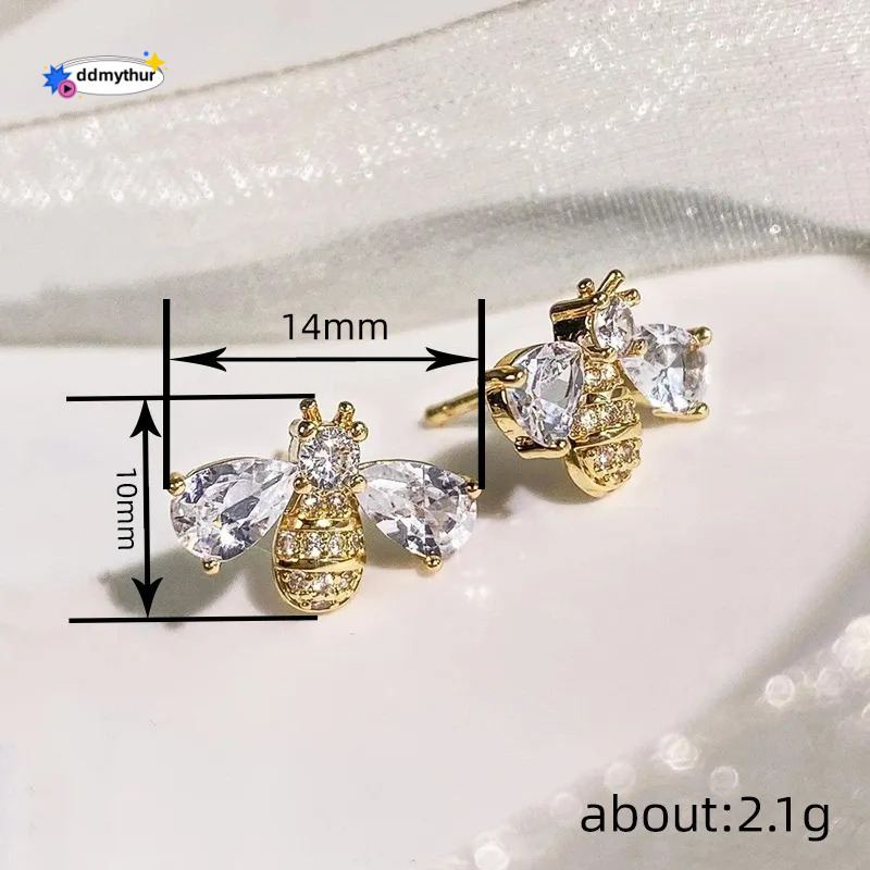 Gold Tone Bee Shaped Stud Earrings Crystal Wing Accents Cute Daily Gift For Her High Quality And Stylish Jewelry ddmythur