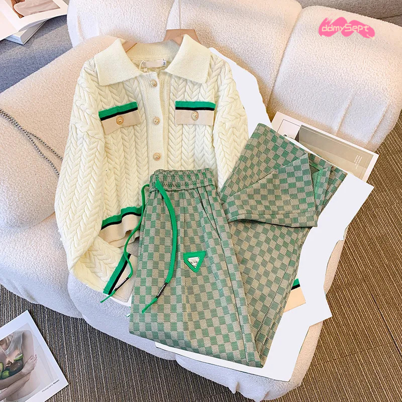 Xiaoxiangfeng Knitted Suit Womens Autumn Highend Elegant Casual Fashion Wideleg Pants Twopiece Set 250718 ddmythur