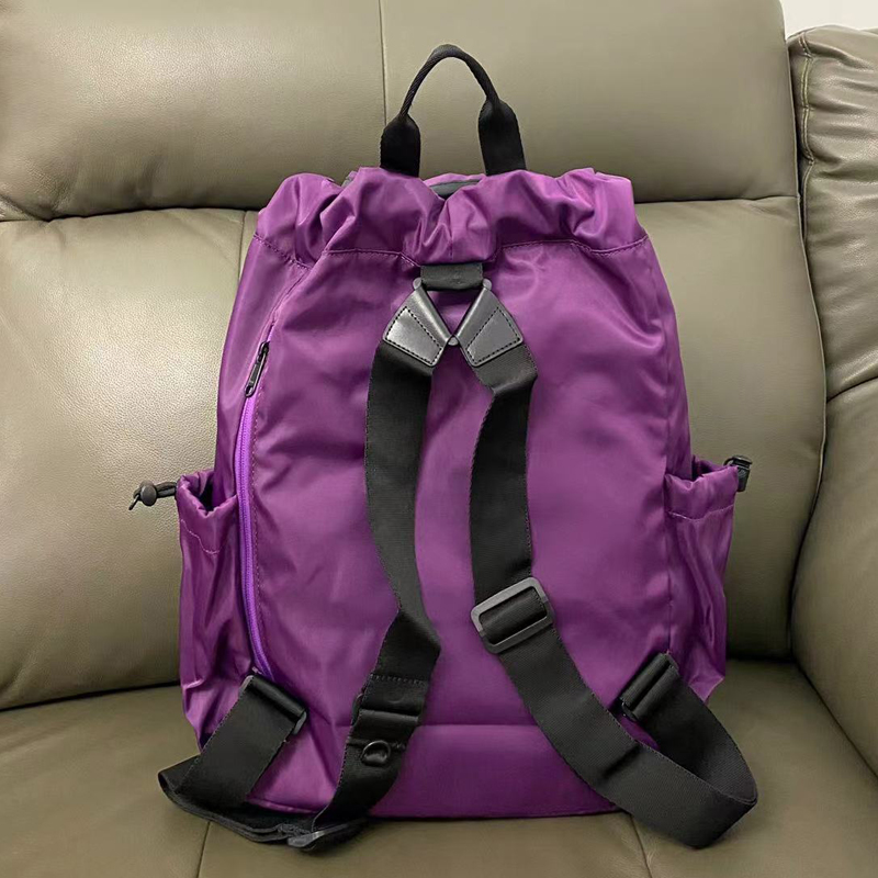 Outdoor versatile leisure backpack with large capacity breathable mesh splicing design