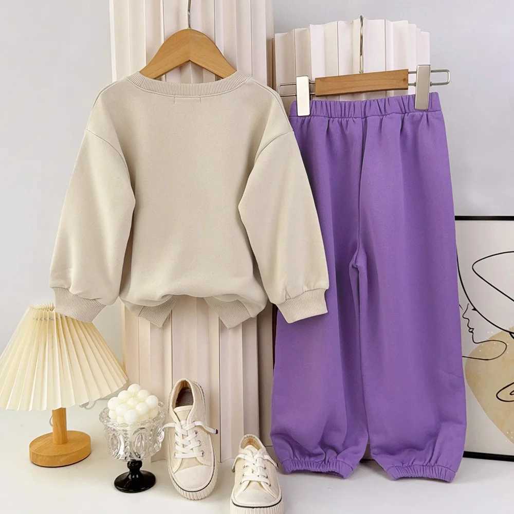 Autumn Fashion New Children Clothes Long Sleeve ONeck Top Solid Color Pants 2 Pcs Set 37 Years Girls Sports Casual Outfits C250913