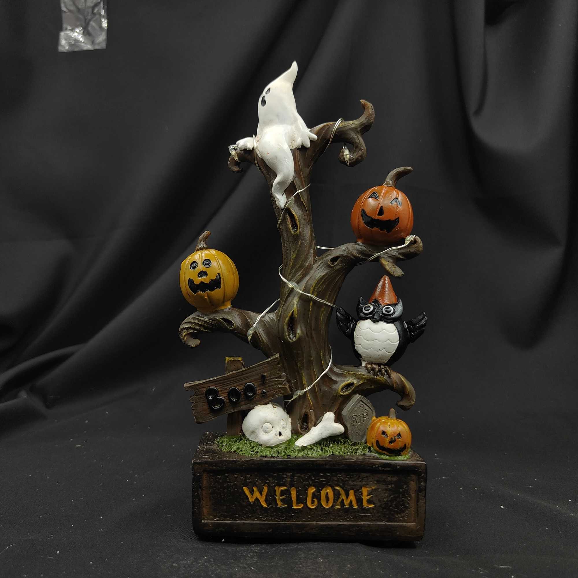Halloween Tabletop Decoration Pumpkin Tree Light LED Glowing Scary Atmosphere Decoration Light Resin Pumpkin Crafts C250913