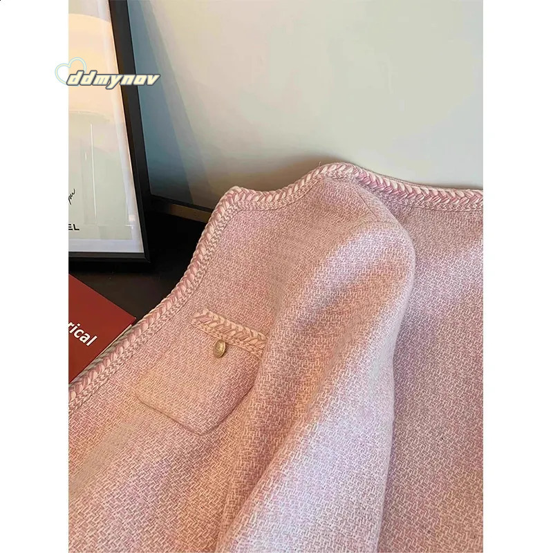 Elegant Tweed Jacket Women Sweet Cropped Pink Coat Winter Korean Single Breasted Blazer Ladies Vintage Short Outerwear 240821 ddmynov