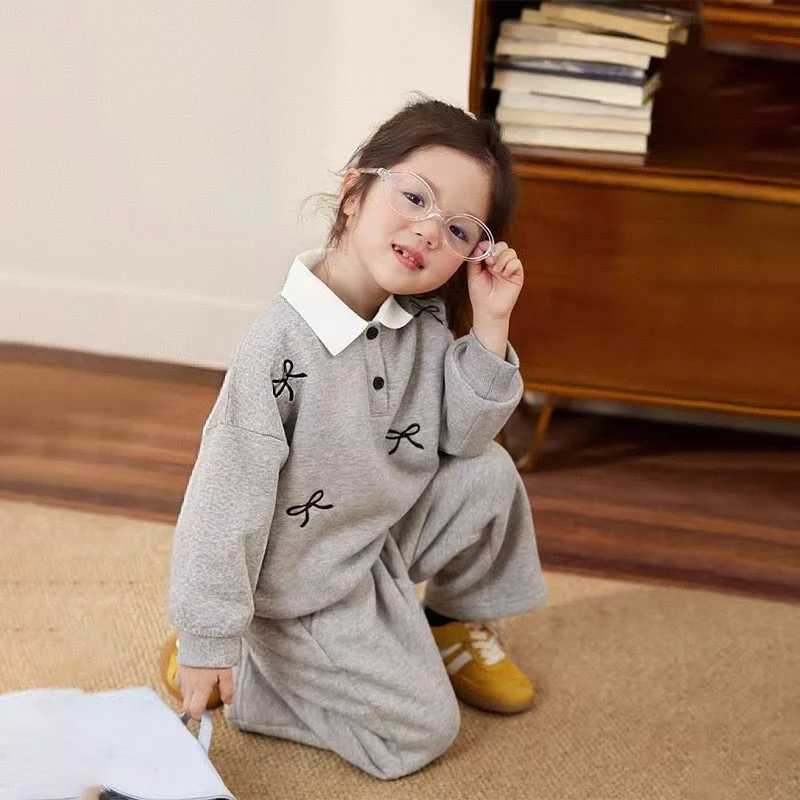 Girls Autumn Sets Childrens Fleece Sweatshirt Suits Kids Winter Bow PulloverPants 2Pcs Outfits Baby Teenager Fashion Clothing C250913
