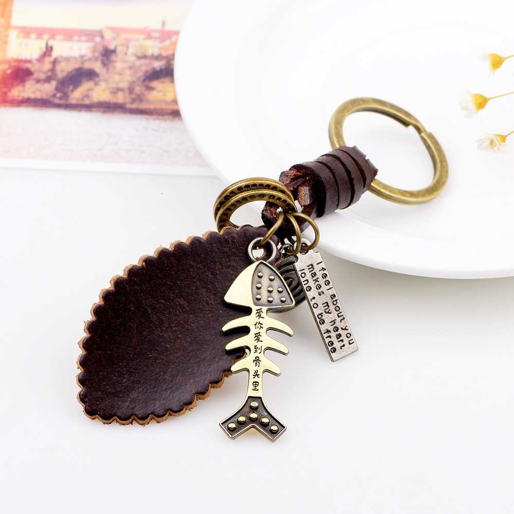 Fashion Fishbone Keychain Genuine Leather Punk Style Personality Key Trendy Accessories Hanging Ring ddmymoon