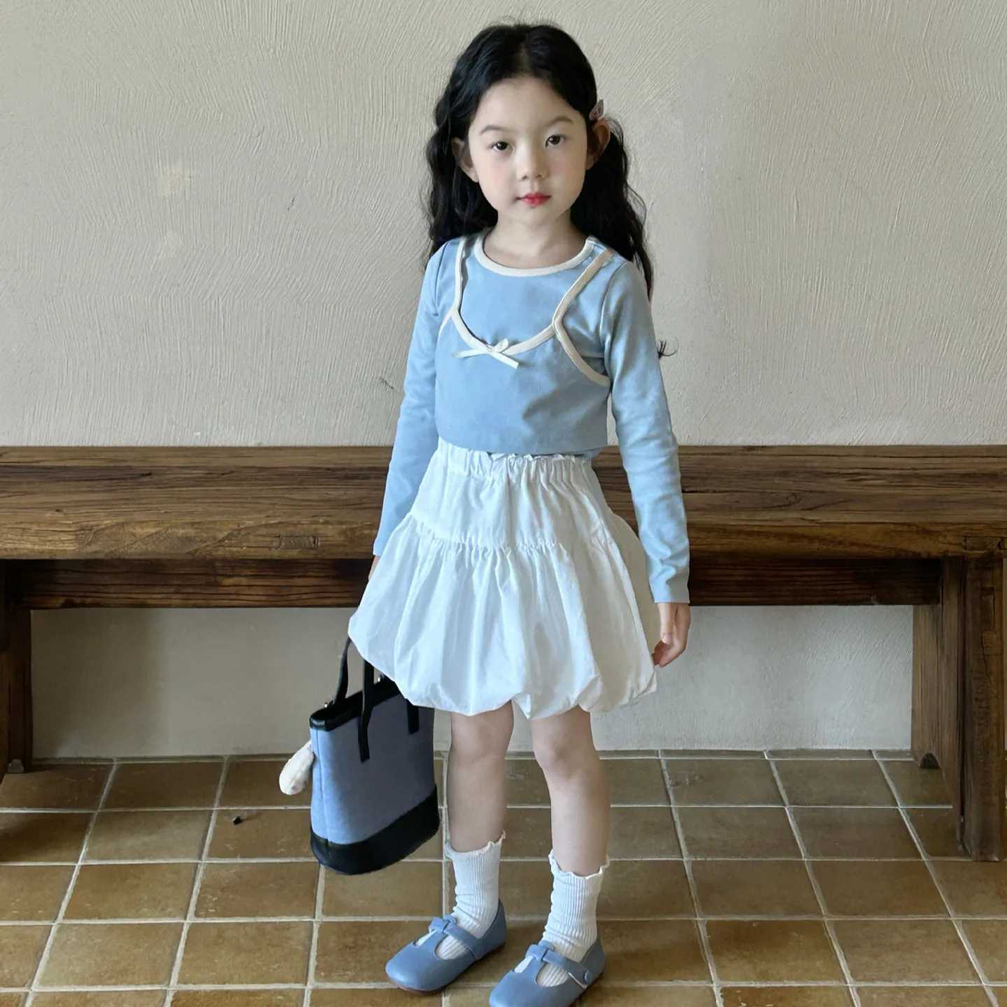 Girls Fake Twopiece Bottoming Shirt 2025 Spring New Childrens Longsleeved Top Medium and Small Children 27 Years Old Skirt C250913