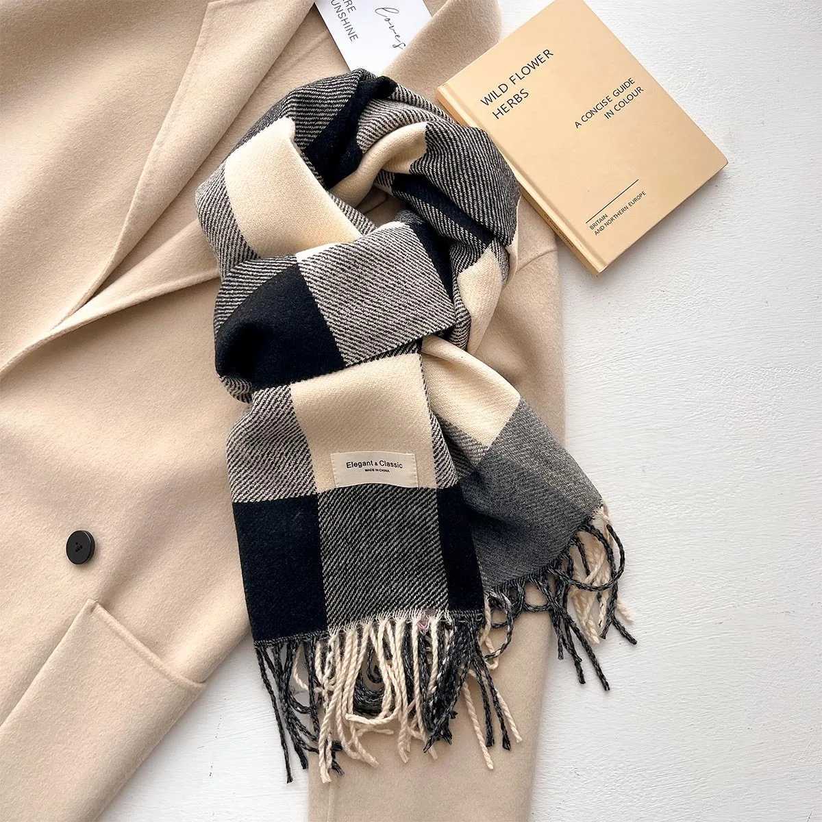 New Fashion Plaid Neckerchi Winter Warm Cashmere Scarf for Wen Girls Long Shawls and Wraps Thick Scarf With ic Tassels G250912