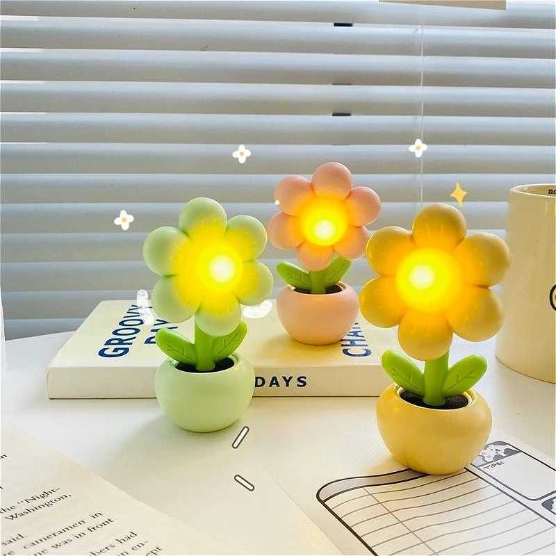 Mini small flower cute bedroom night light creative bedside ornament cream glue DIY night light birthday gift desk lamp C251122
