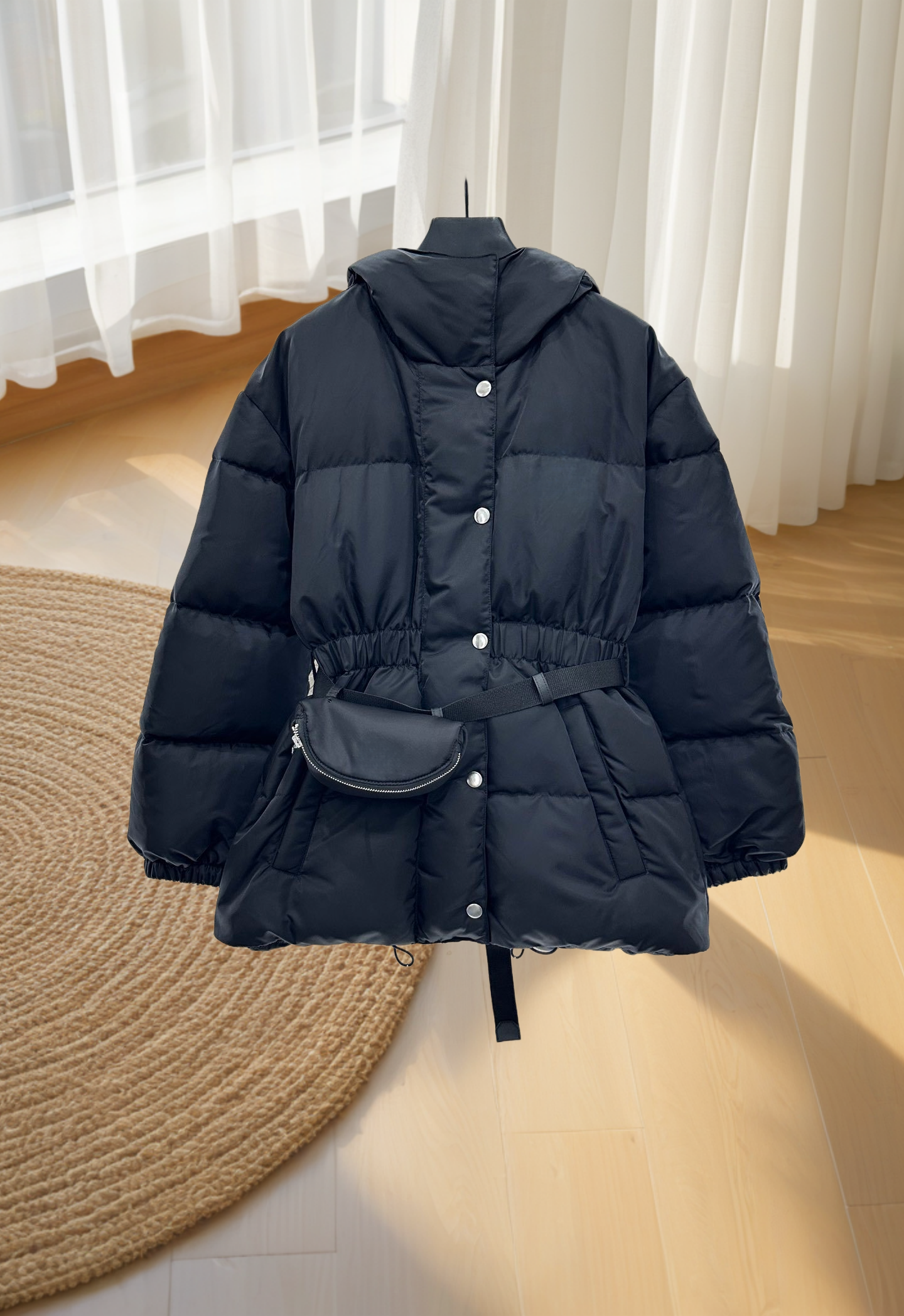 Chic Womens Insulated Parka with Fluffy Design