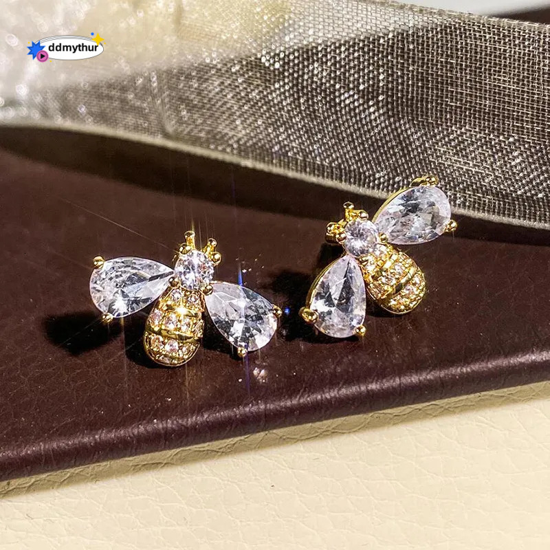 Gold Tone Bee Shaped Stud Earrings Crystal Wing Accents Cute Daily Gift For Her High Quality And Stylish Jewelry ddmythur