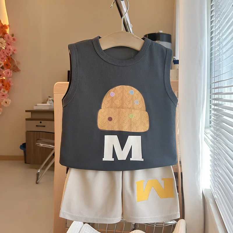 Kids Sleeveless Tracksuits Cute TShirt Shorts Summer Clothing Shortsleeved Outfits Thin Loose Tees Shorts Baby 2 Piece Set C250913
