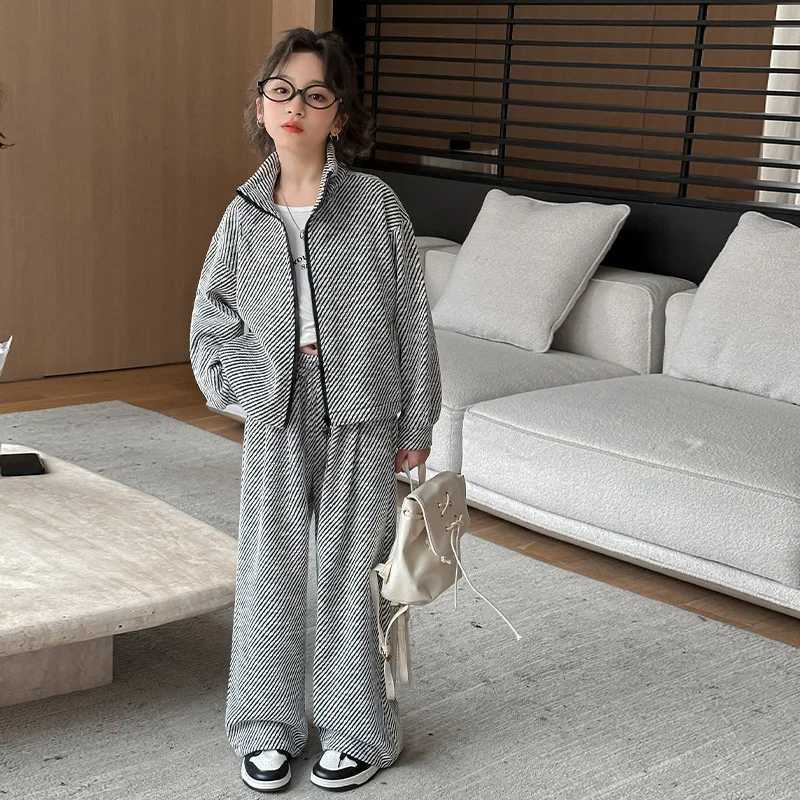 Teen Girls Sets 2025 New Children Spring Fashion Suit Kids Striped JacketsLoose Sports Pants 2 Pcs Outfits New Clothing Set C250913