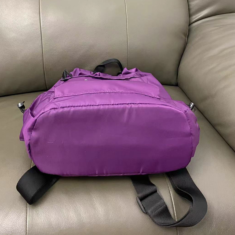 Outdoor versatile leisure backpack with large capacity breathable mesh splicing design