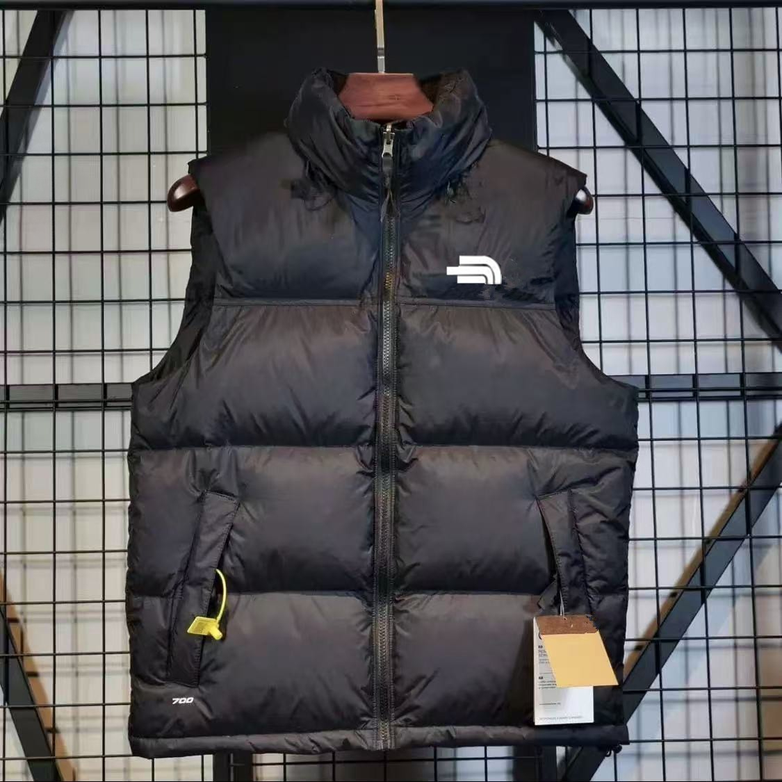 Designer Puffer Vest Mens Waistcoat Winter Down Vests Unisex Couple Bodywarmer Womens Jacket Sleeveless Outdoor coat Warm Thick Outwear Clothing Gilet Uomo NF