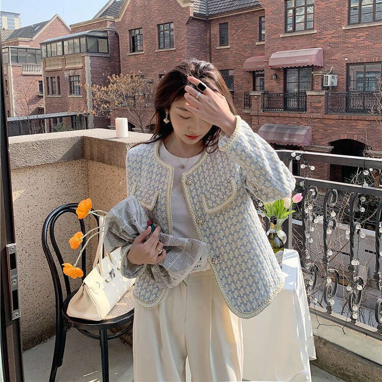 DHEssentials 2025 Spring and Autumn New French Tweed Little Chanel Style Jacket Versatile Stylish Super Beautiful Houndstooth Top for Women