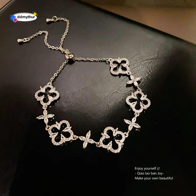 Sier Tone Clover - Shaped Bracelet With Rhinestone Accents Elegant Party Gift For Her High Quality And Sparkling Jewelry ddmythur Z260313