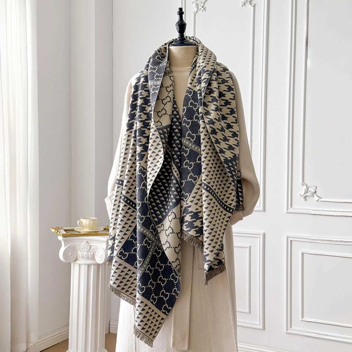 New Egance Houndstooth Print Scarf Soft Warm Fringe Pashmina Jacquard Shawl Autumn and Winter Coldproof Windproof Blanket G250912