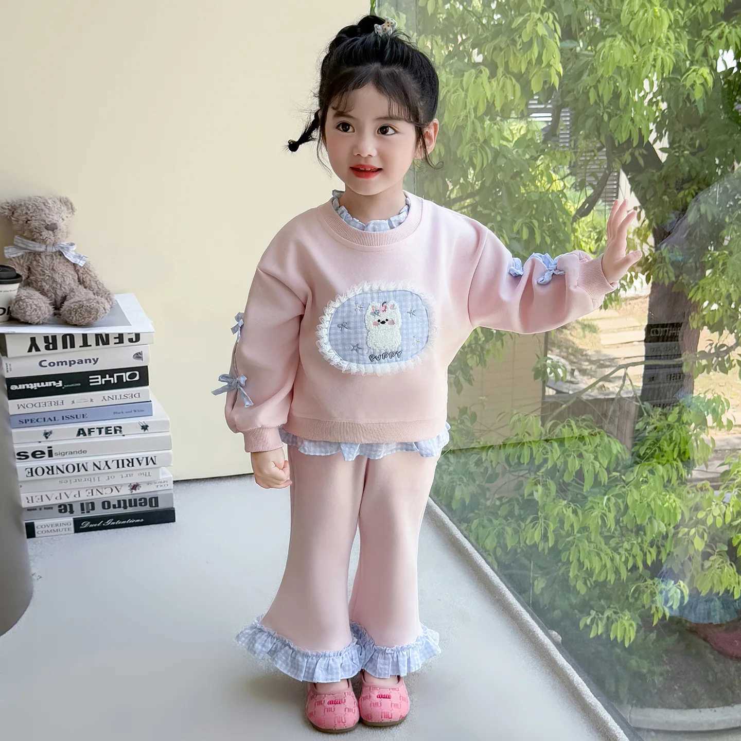 Girls Suit 2025 Autumn New Childrens Clothes Girls Baby Fashion Plaid Lace Cartoon Hoodie Twopiece Set Casual Simple C250913