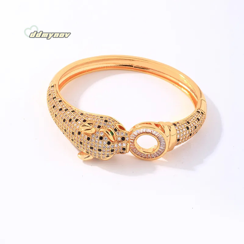 Brand Designer Leopard Jewelry Set Kashi Accessories European And American Style Full Dia Gold-Plated Bracelet Ring Light High-End Fee ddmynov