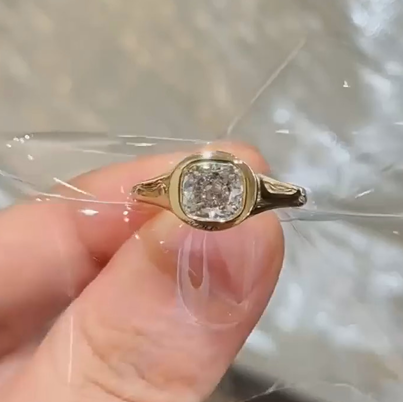2025 Choucong Classical Simple Women Fashion Jewelry 925 Sterling Silver 18K Gold Fill Solitaire Cushion Shape Lab Moissanite Diamond Party Women Brid