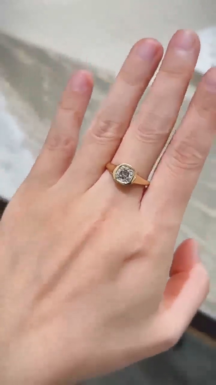 2025 Choucong Classical Simple Women Fashion Jewelry 925 Sterling Silver 18K Gold Fill Solitaire Cushion Shape Lab Moissanite Diamond Party Women Brid