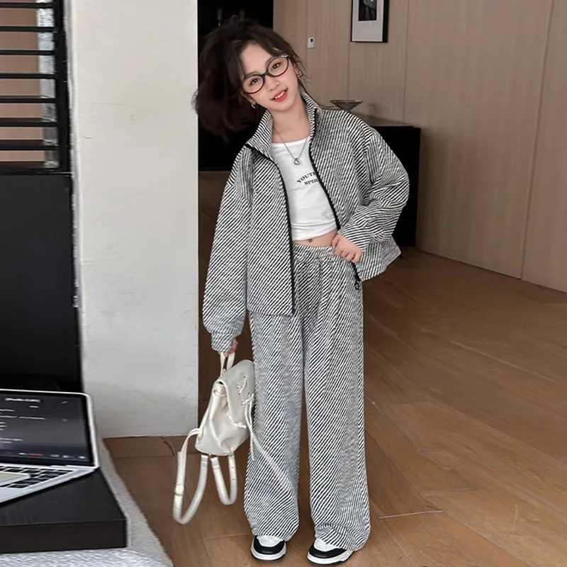 Teen Girls Sets 2025 New Children Spring Fashion Suit Kids Striped JacketsLoose Sports Pants 2 Pcs Outfits New Clothing Set C250913