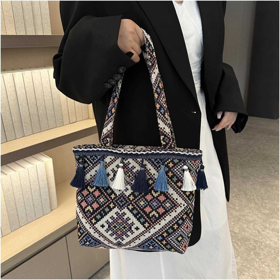 Style Tassels Shoulder Tote Bag for Women Bohemian Retro Large Capacity Canvas Handbag Top Handle BagW250913