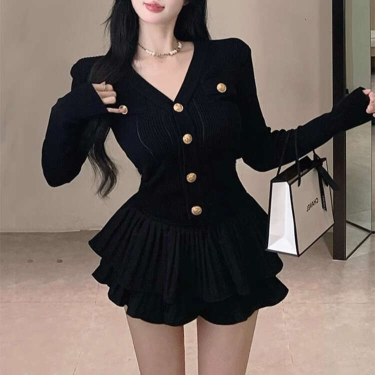 DHEssentials Chanel Style White Pure Desire Slimming Hot Girl Spring Summer New Long Sleeve Knitted Top and Half Skirt Two-Piece Set