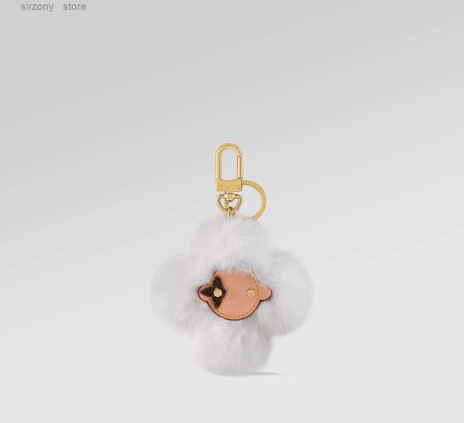 Womens Keyrings and Keychains Plush White Fur Keychain with Leather Accent Versatile Handbag Charms Keyrings Purse Keychains and Car Accessories Z2509