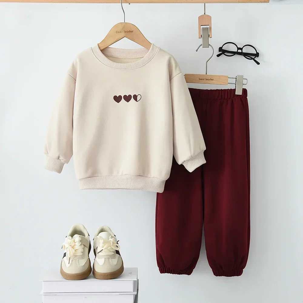 Autumn Fashion New Children Clothes Long Sleeve ONeck Top Solid Color Pants 2 Pcs Set 37 Years Girls Sports Casual Outfits C250913