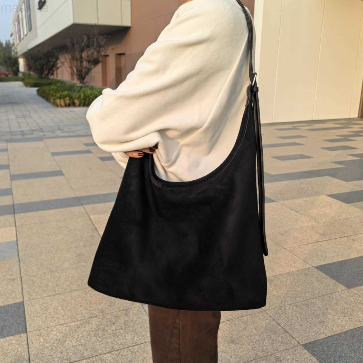 Tote Bag Hobo Bag for Women Retro Slouchy Suede Hobo Bag with Adjustable Strap Stylish Office Tote Handbag M250913