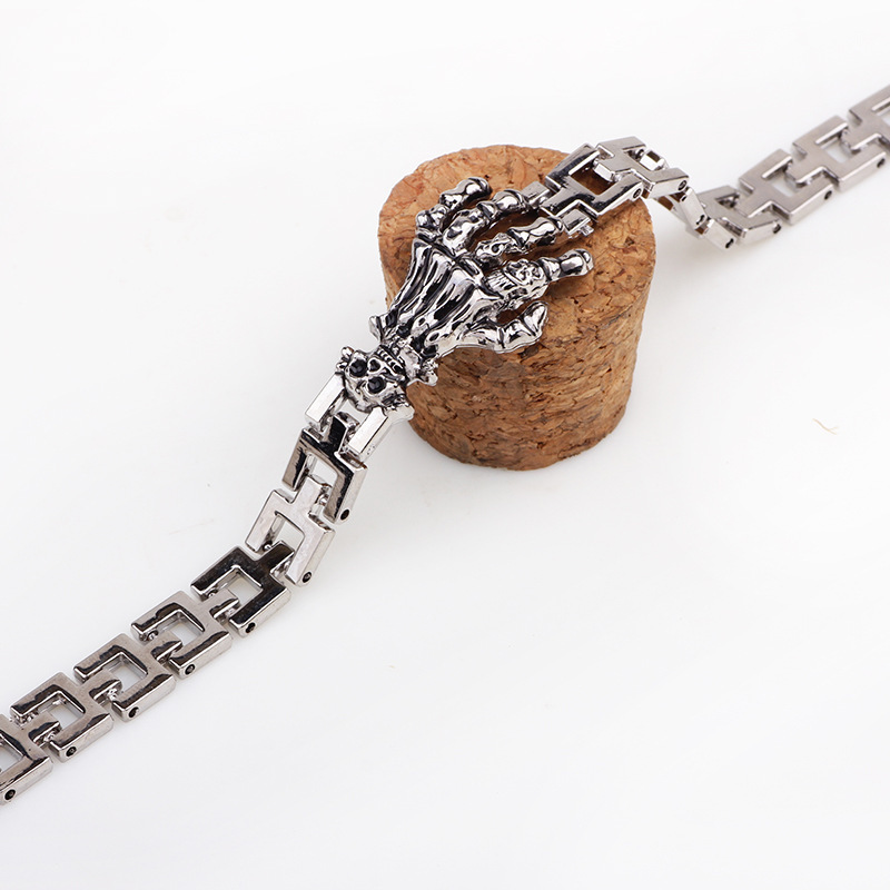 Wind Skull Claw Ornament Watch Buckle Titanium Steel Bracelet Yiwu Small Commodity Market ddmymoon