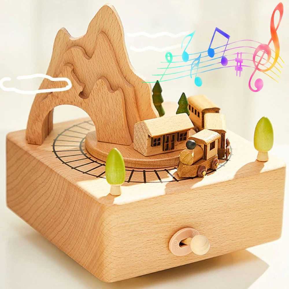 Retro Little Train Music Box Wooden Musical Box with Beautiful Music Home Room Table Decor New Year Xmas Birthday Party Kid Gift C250913