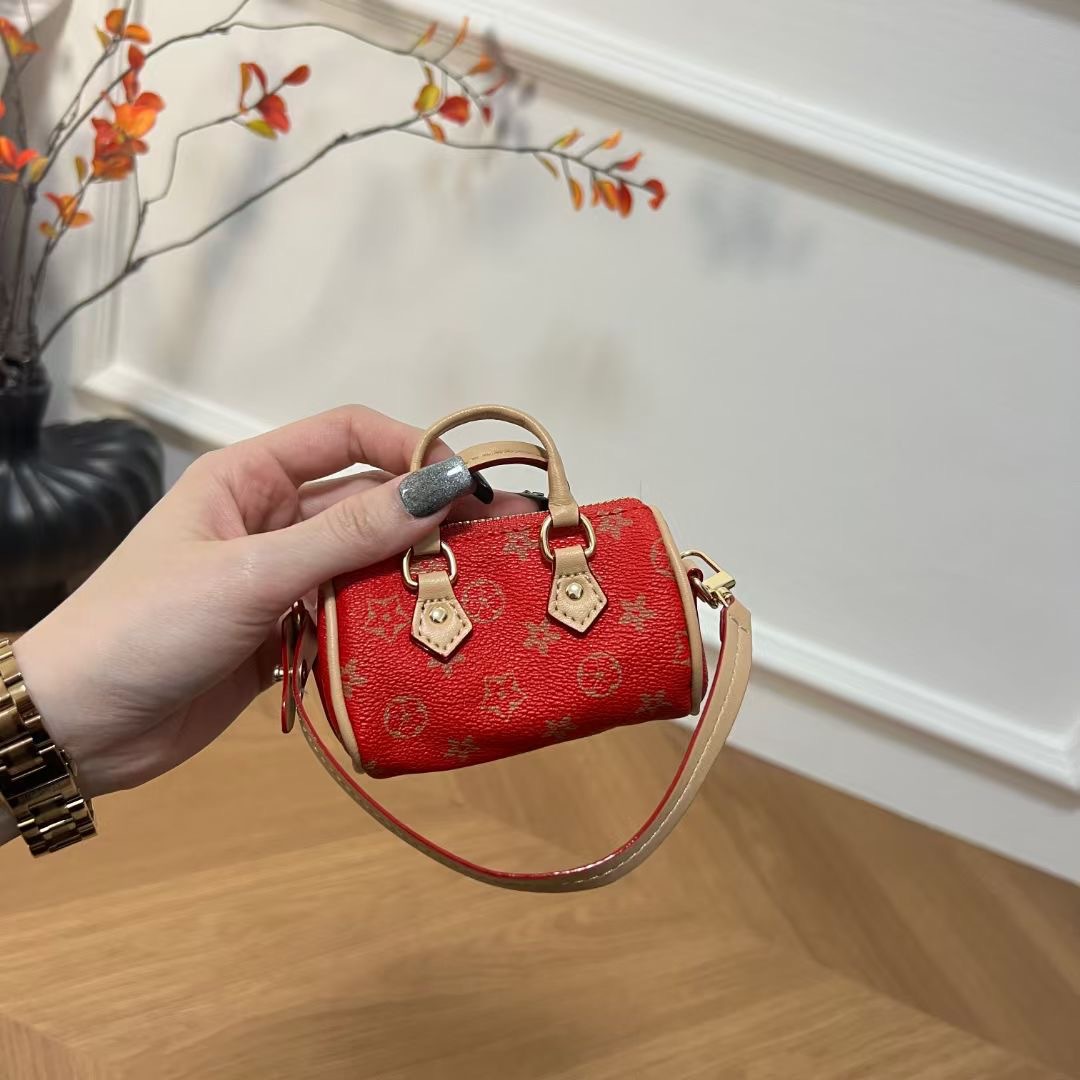 Designer Bags, Mini Pillow Bags, Small pendants, Best-selling bags, pendants, decorations, lipsticks, headphones, cars, keychains, bags, handbags, Fre