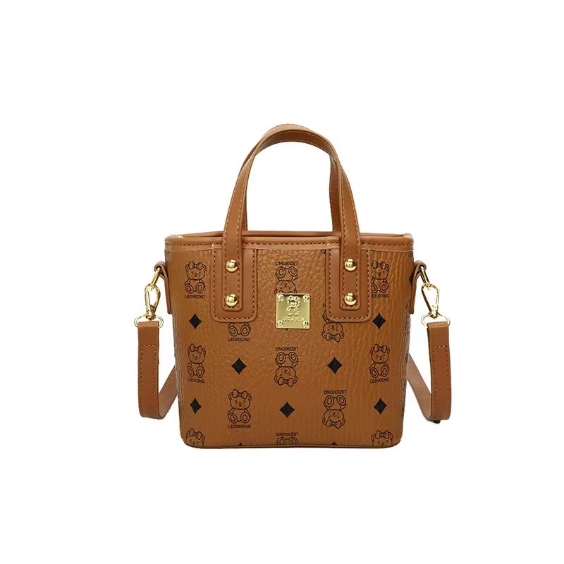 Shoulder Crossbody Handbag Designer 2025 New High Quality Spring Contrast Straw Bamboo Bucket Tote Fashion Slanting Women's Bag