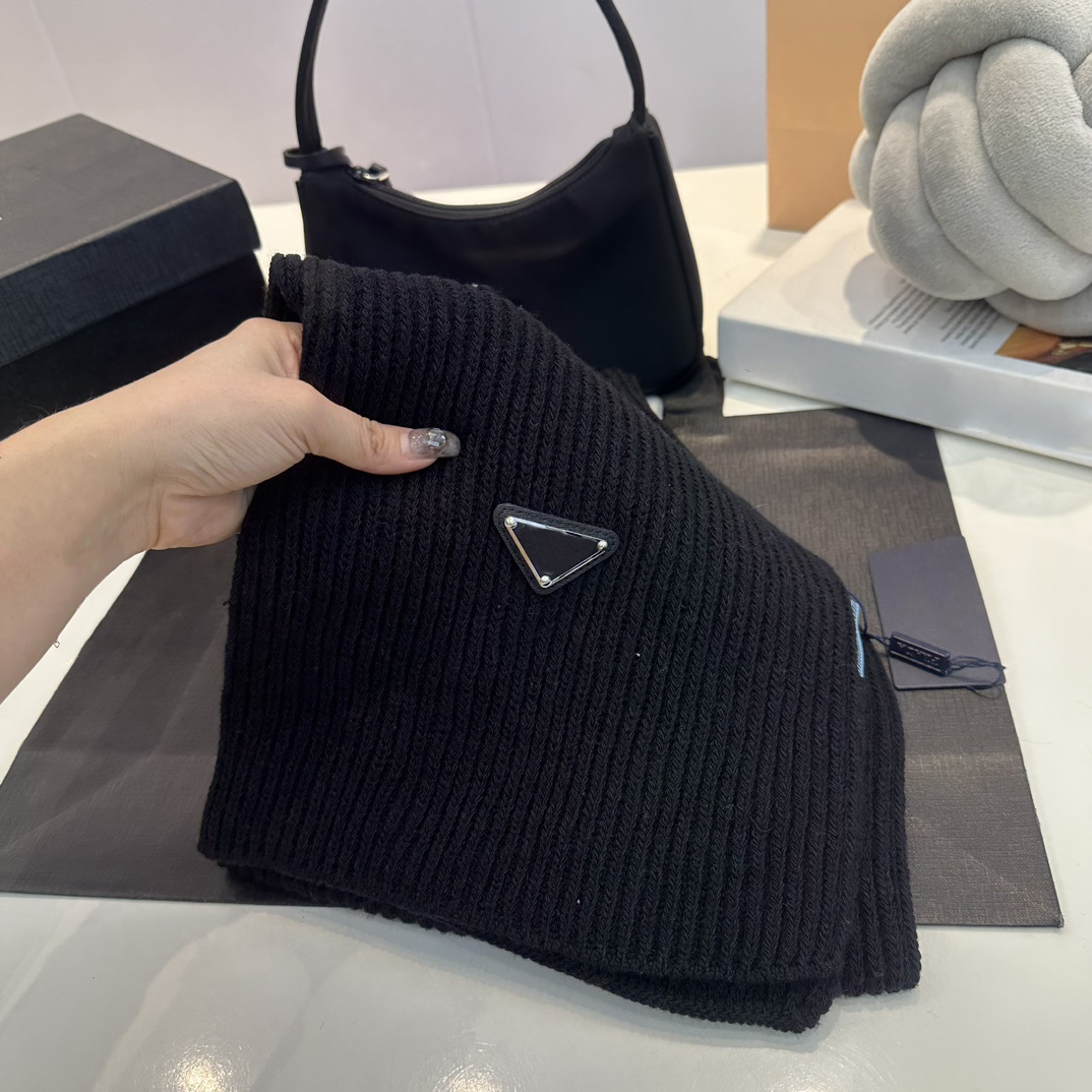 Triangle Scarves Wo… - image