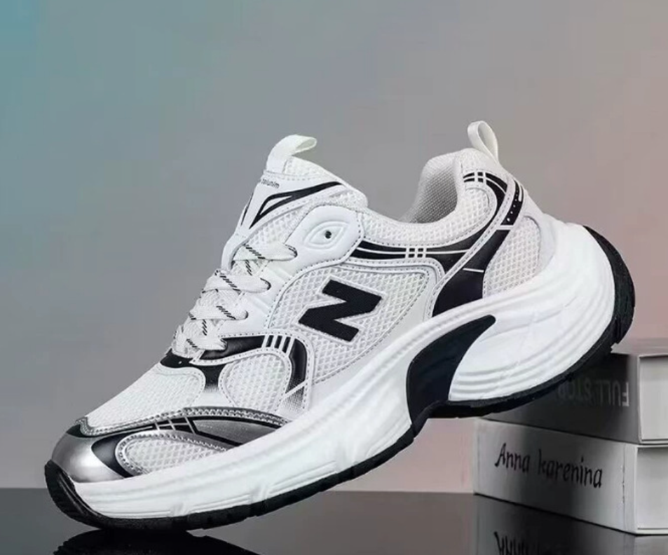 Free Shipping Couples Outdoor Platform Sports Shoes Simple Versatile Lightweight Soft Sole Running Shoes Fashionable Men Women Casual Sneakers Sizes 3